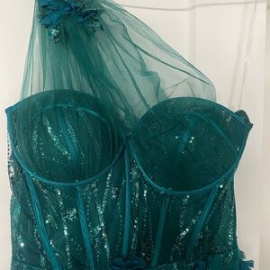 Elegant Teal Sequin Prom Dress